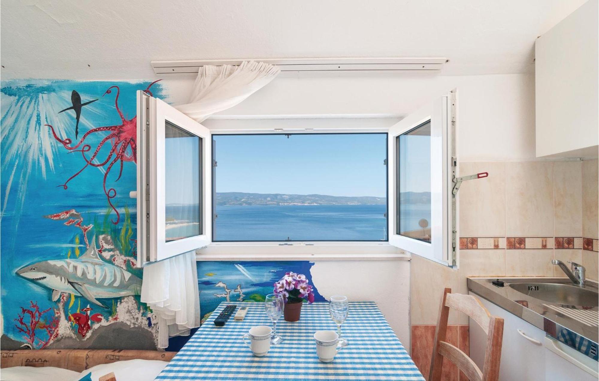 Gorgeous Apartment In Omis With House Sea View ภายนอก รูปภาพ