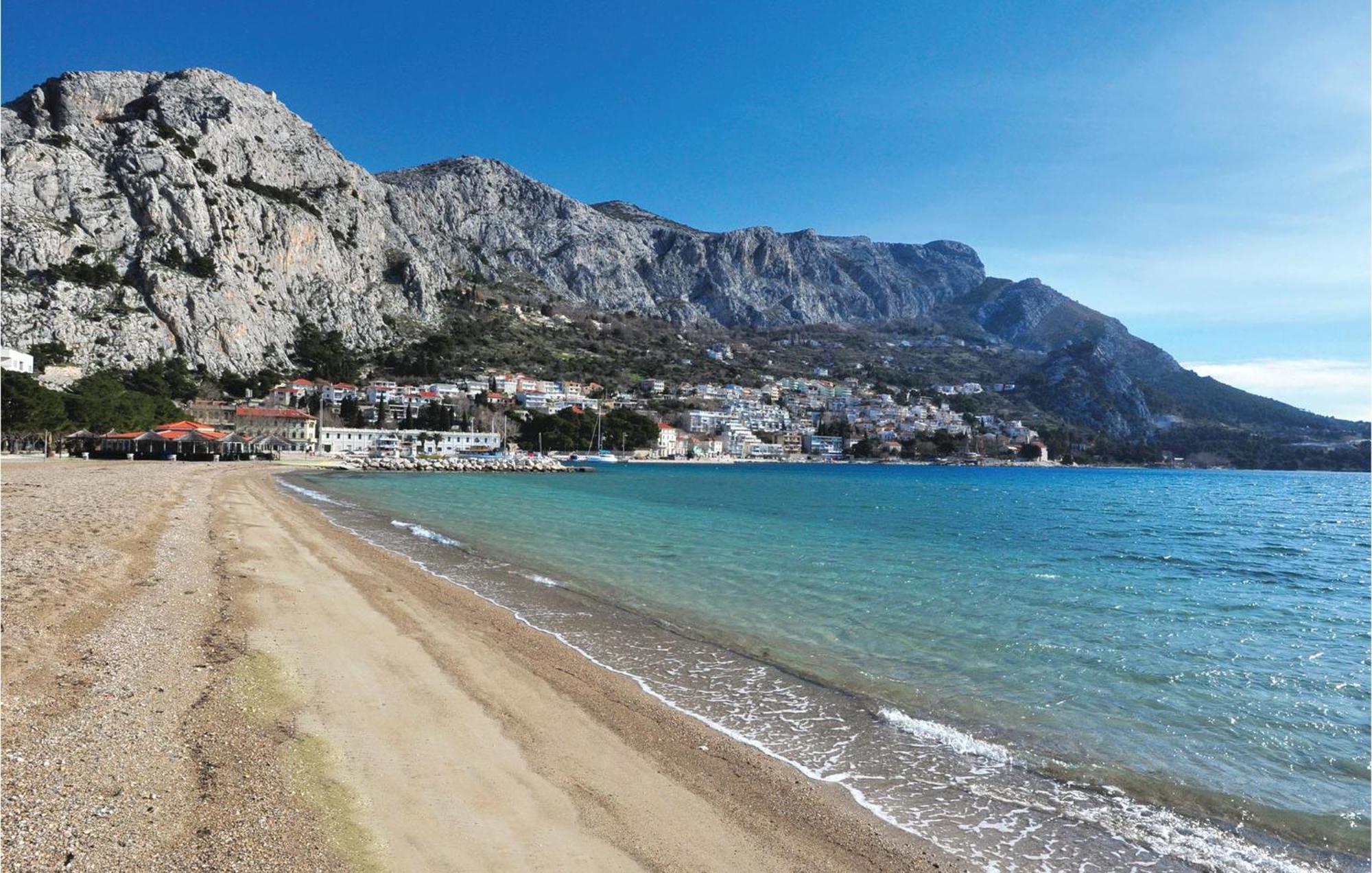Gorgeous Apartment In Omis With House Sea View ภายนอก รูปภาพ